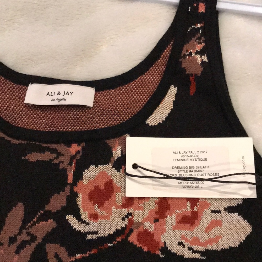 🆕Sexy Floral  Dress sz S/M - Picture 4 of 7
